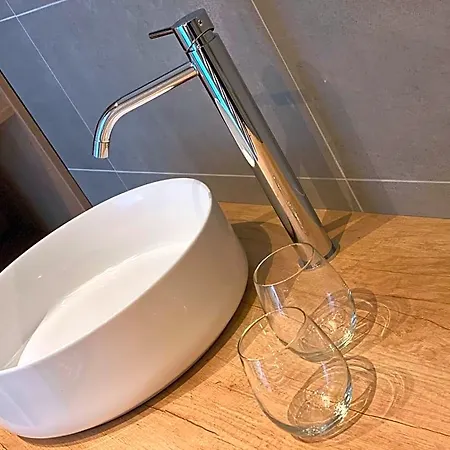 Bij Tante Teun Bed & Breakfast 4*